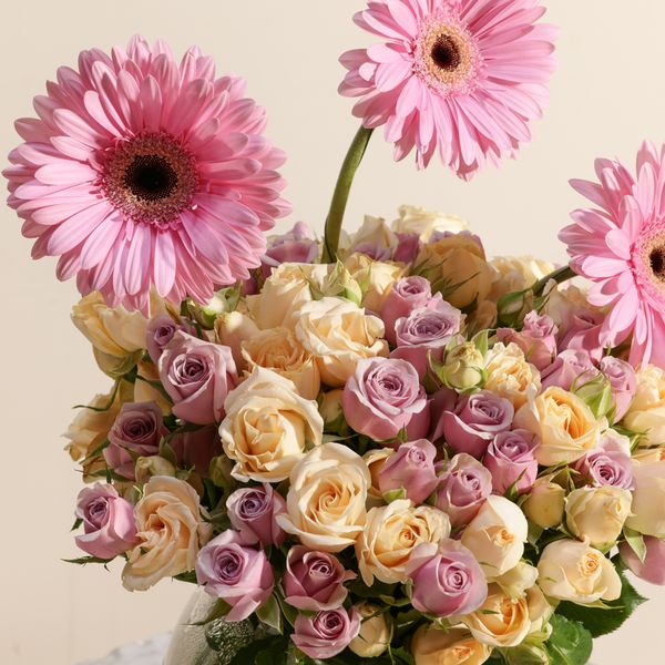 مزهرية زهور همسات ألوان الباستيل - Image 5