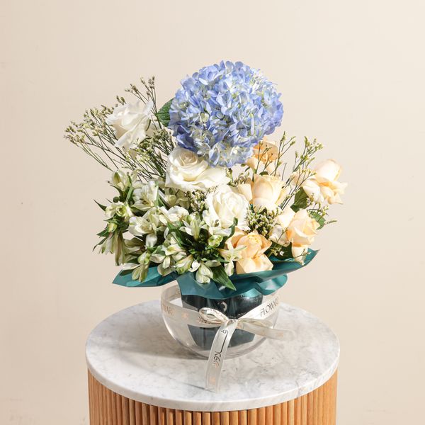 مزهرية زهور فاتحة ناعمة - Image 4